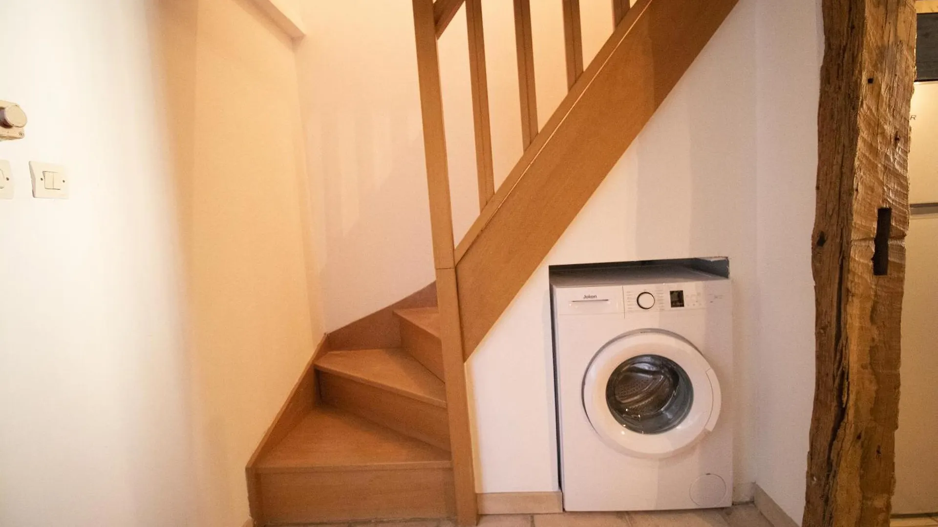 Les Chambres Tonics Montrevel-en-Bresse Apartment