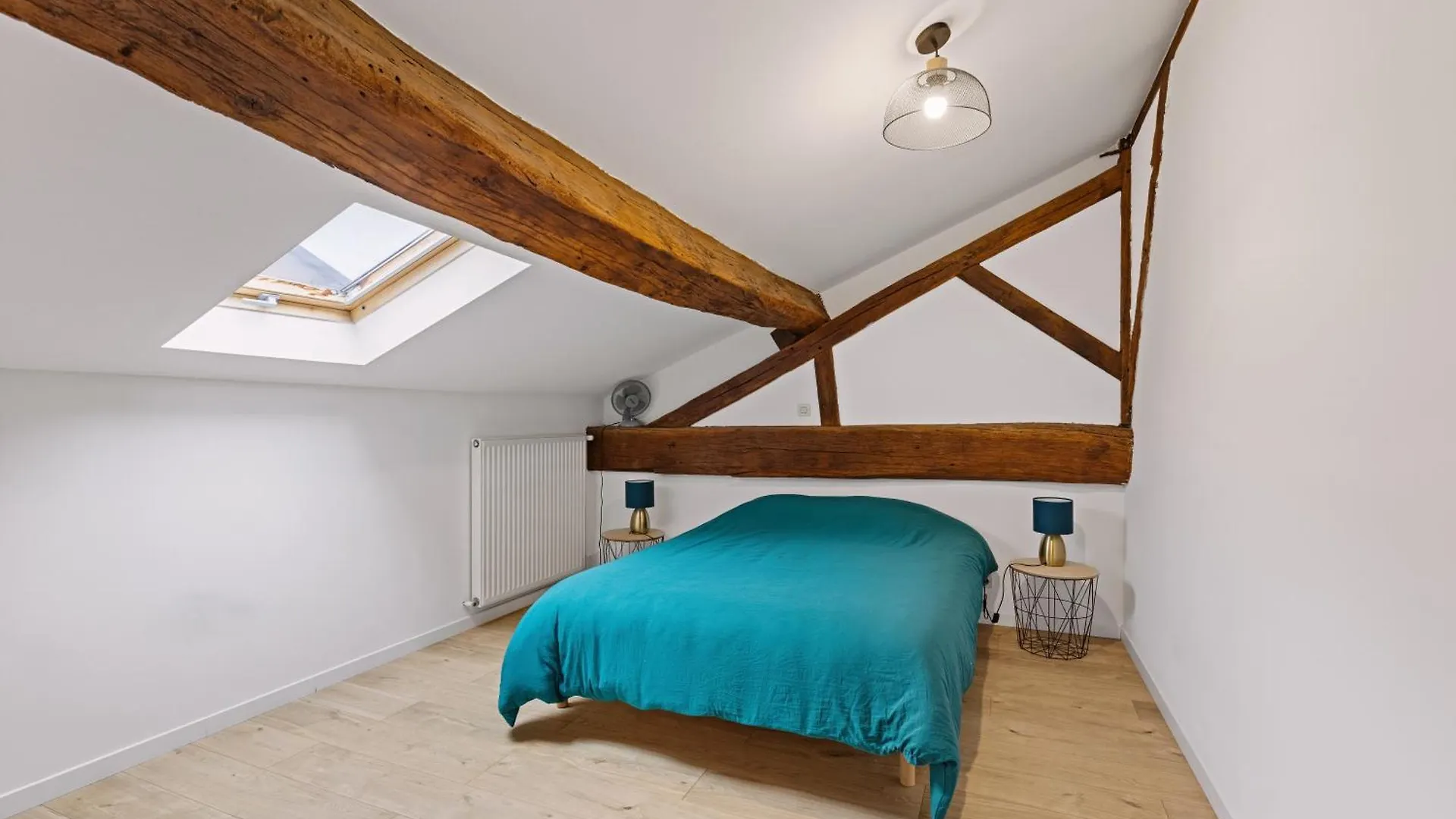Les Chambres Tonics Montrevel-en-Bresse 0*,