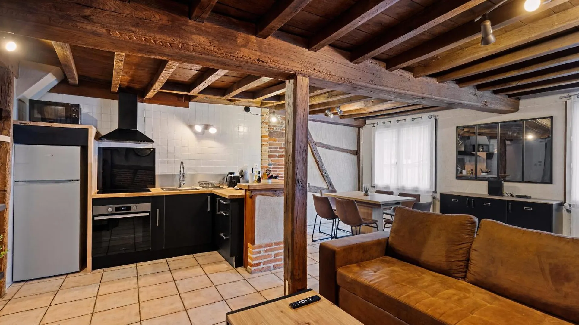 Les Chambres Tonics Montrevel-en-Bresse Apartment