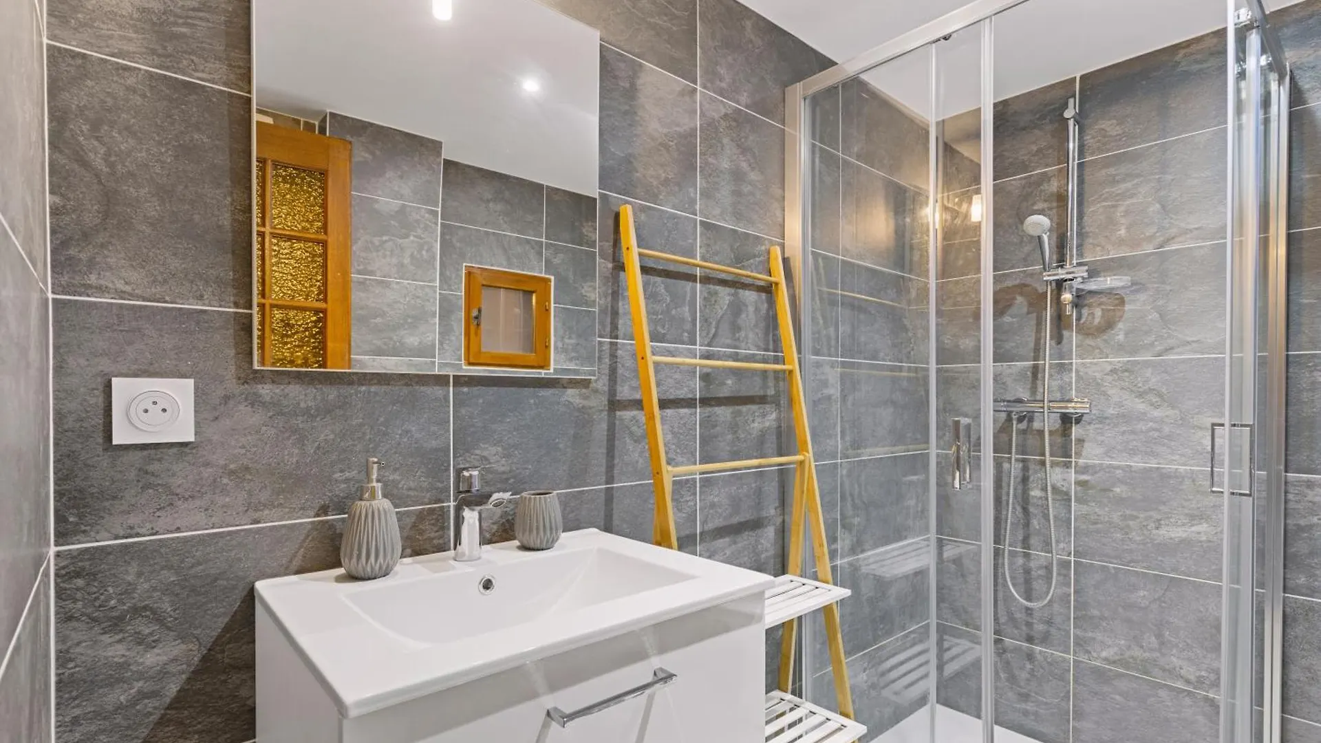 Apartment Les Chambres Tonics Montrevel-en-Bresse